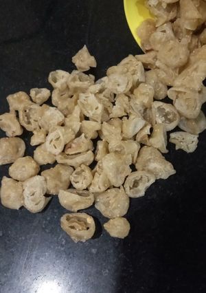 A picture of Leftover rice tilauri.