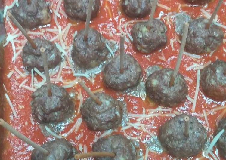 Easy Way to Prepare Appetizing Spaghetti and Meatball Bites