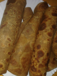 A picture of Brown chappati.