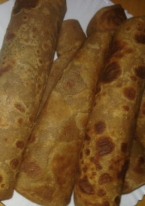 A picture of Brown chappati.