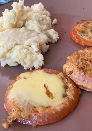 Una foto de Mini tomates rellenos