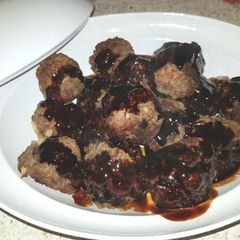 A picture of My Chinese Meatballs in Teryaki Sauce.