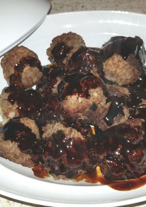 A picture of My Chinese Meatballs in Teryaki Sauce.