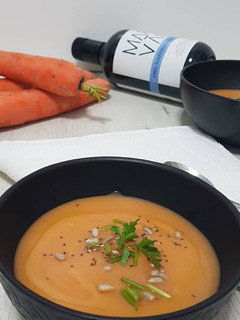 Foto de Creme de Cenoura e Sementes