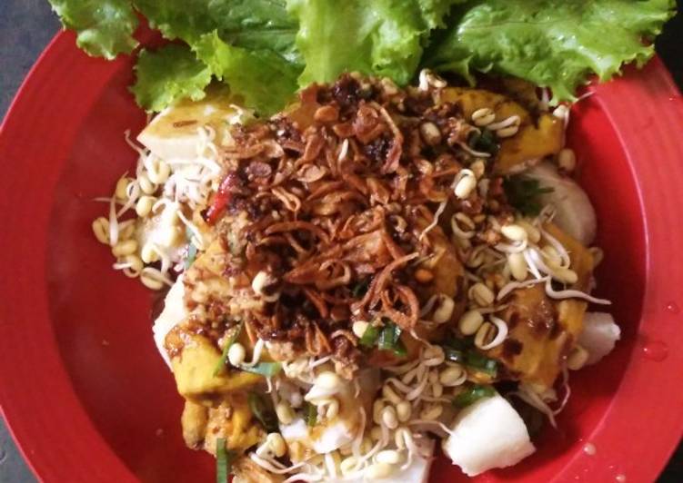 Lontong tahu