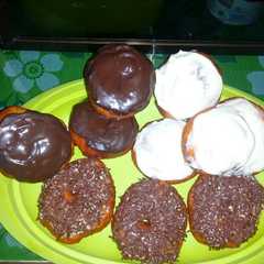 A picture of Donat singkong.