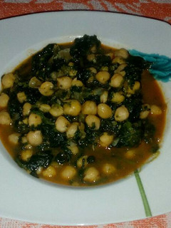 Una foto de Garbanzos con espinacas
