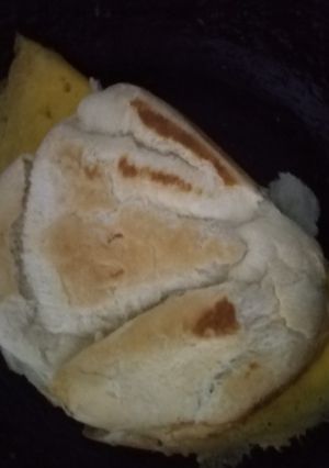 Una foto de Sándwich de fiambre y queso 😍