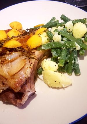 A picture of Roast lamb with sweet, minty shallots.