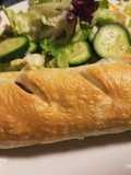 Hot-dog z ciasta francuskiego
