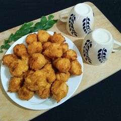 A picture of Crispy Urad Dal Pakore.