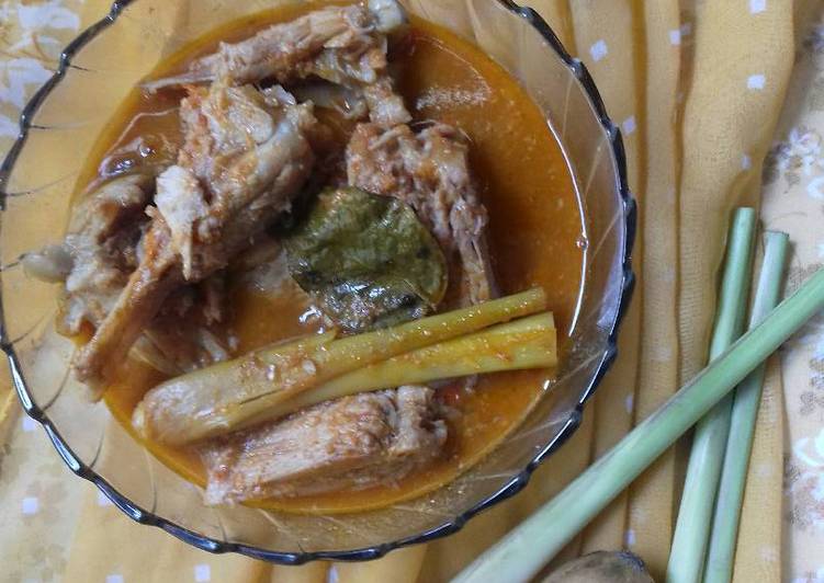 Cara membuat Asam padeh tulangan tuna yang enak Untuk Jualan