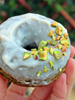 Foto principal de Donuts saludables de espinaca y vainilla