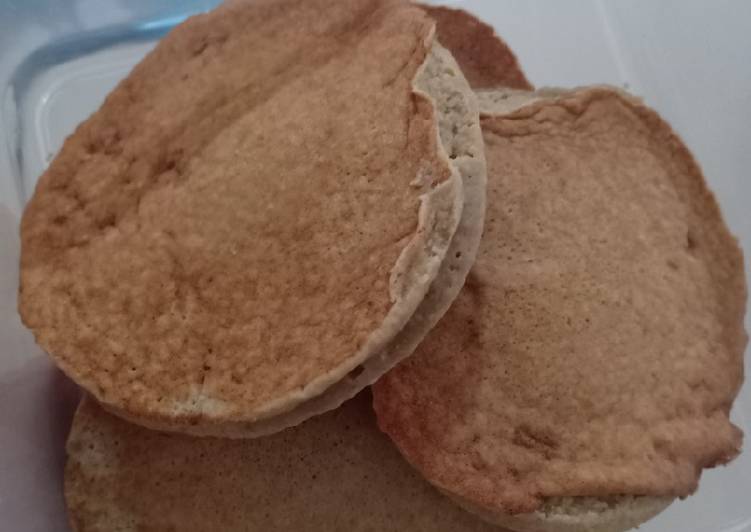 Langkah Mudah untuk Menyiapkan Pancake oat banana yoghurt Anti Gagal