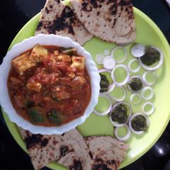 A picture of Kadai paneer.