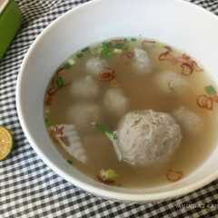 A picture of Bakso sapi enak kenyal|ala abang bakso#kitaberbagi.