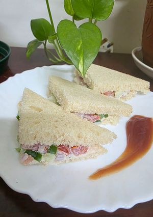 A picture of Cream Cheese Vegetable. Sandwich.