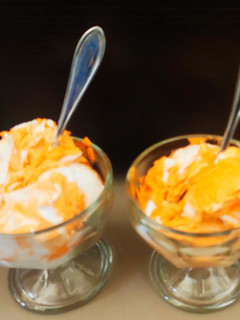 மார்பிள் ஐஸ் கிரீம் (Marble ice cream) செய்முறை முக்கிய புகைப்படம்