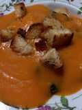 Vellutata di zucca con cozze e crostini dorati