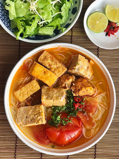 Hình của món Bún riêu cua.