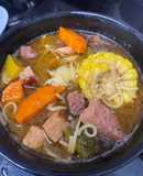 Sopa de jamón y salchichón