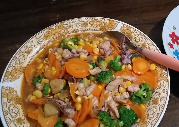 Resep Cumi Pedas Siram Sayur yang mudah