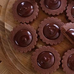 A picture of Milk Chocolate Ganache Cookies.