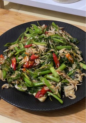 Foto resep Tumis Kangkung Rebon