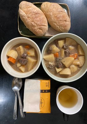 Hình của món Bò sốt vang.