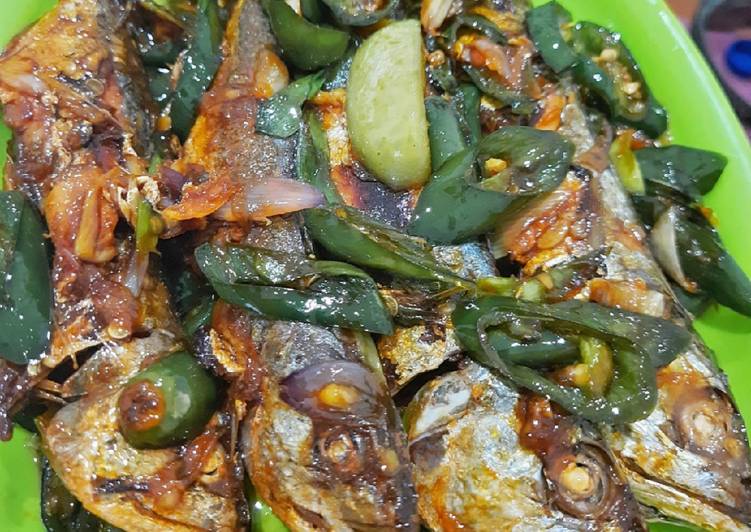 Resep Ikan deles bumbu hijau Anti Gagal