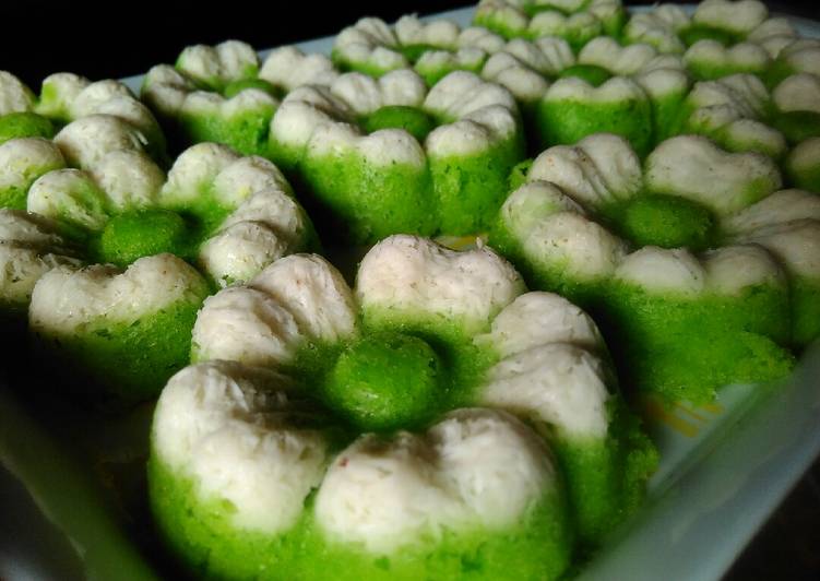 Simple Way to Prepare Speedy Putu ayu cetakan plastik