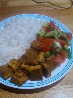Una foto de Tofu marinado