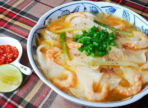 Hình của món Hoành thánh lá (Hoành thánh thủy).