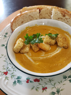 A picture of Roasted pumpkin soup.