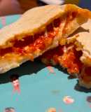 Calzone mussarela e tomate