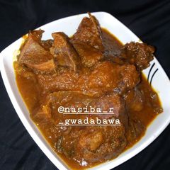 A picture of Miyar kayan ciki.