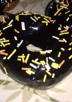 A picture of Chocolate treat donut.