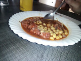 Potaje de garbanzos con chorizo y morcilla