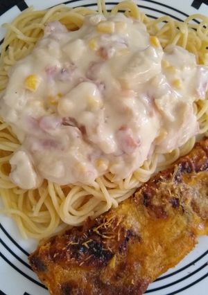 Una foto de Salsa bechamel con pollo maíz y tocineta