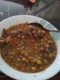 Lentejas guisadas con carne de res