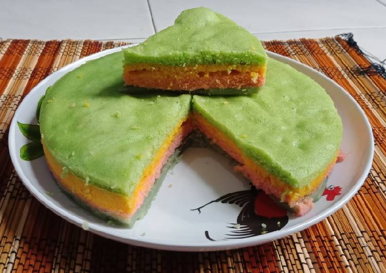 Rainbow cake -kukus-