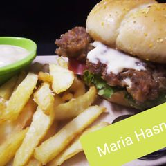 Beef Burger #ramadankitayari #FastFood A picture of Beef Burger #ramadankitayari #FastFood.