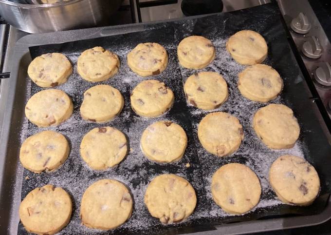 Chocolate Chip Shortbreads