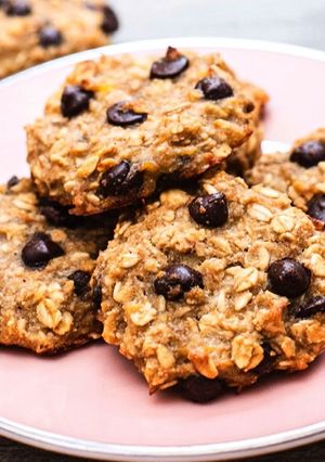 Una foto de Galletas de avena, plátano y chocolate