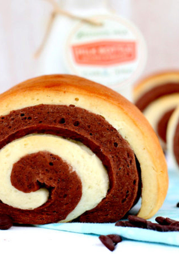 Una foto de Pan de leche de vainilla y chocolate