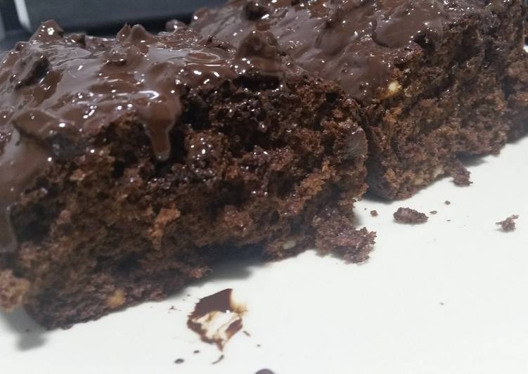Step-by-Step Guide to Make Speedy Chocolate and ginger cake