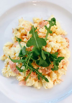 A picture of Salmon Eggs.