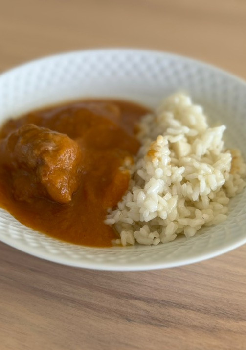 Una foto de Solomillo de cerdo en salsa de calabaza y tomate