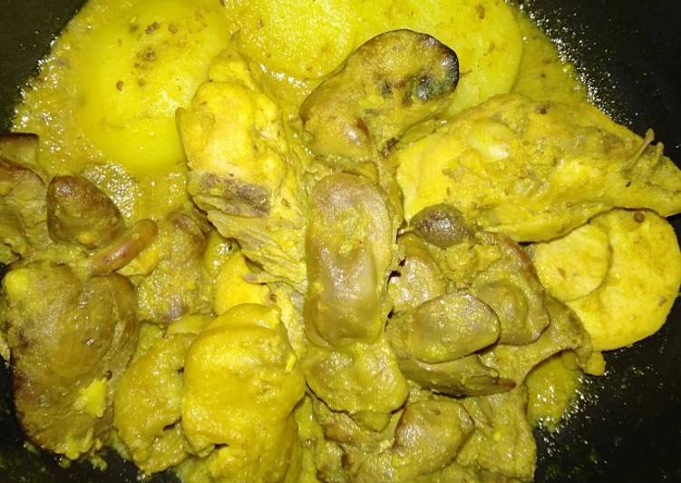 Ati ayam bumbu kuning