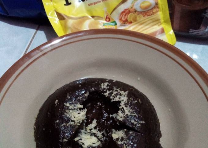 Lava cake chocolate milo